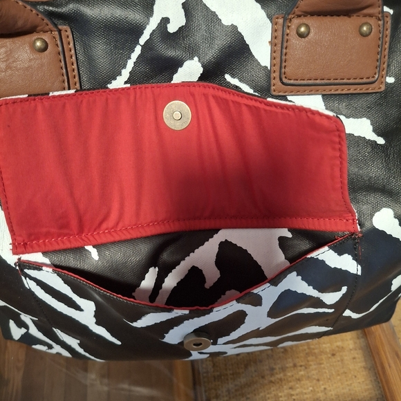 Diane Von Furstenberg Zebra Print Tote/Shoulder Bag - Picture 11 of 12